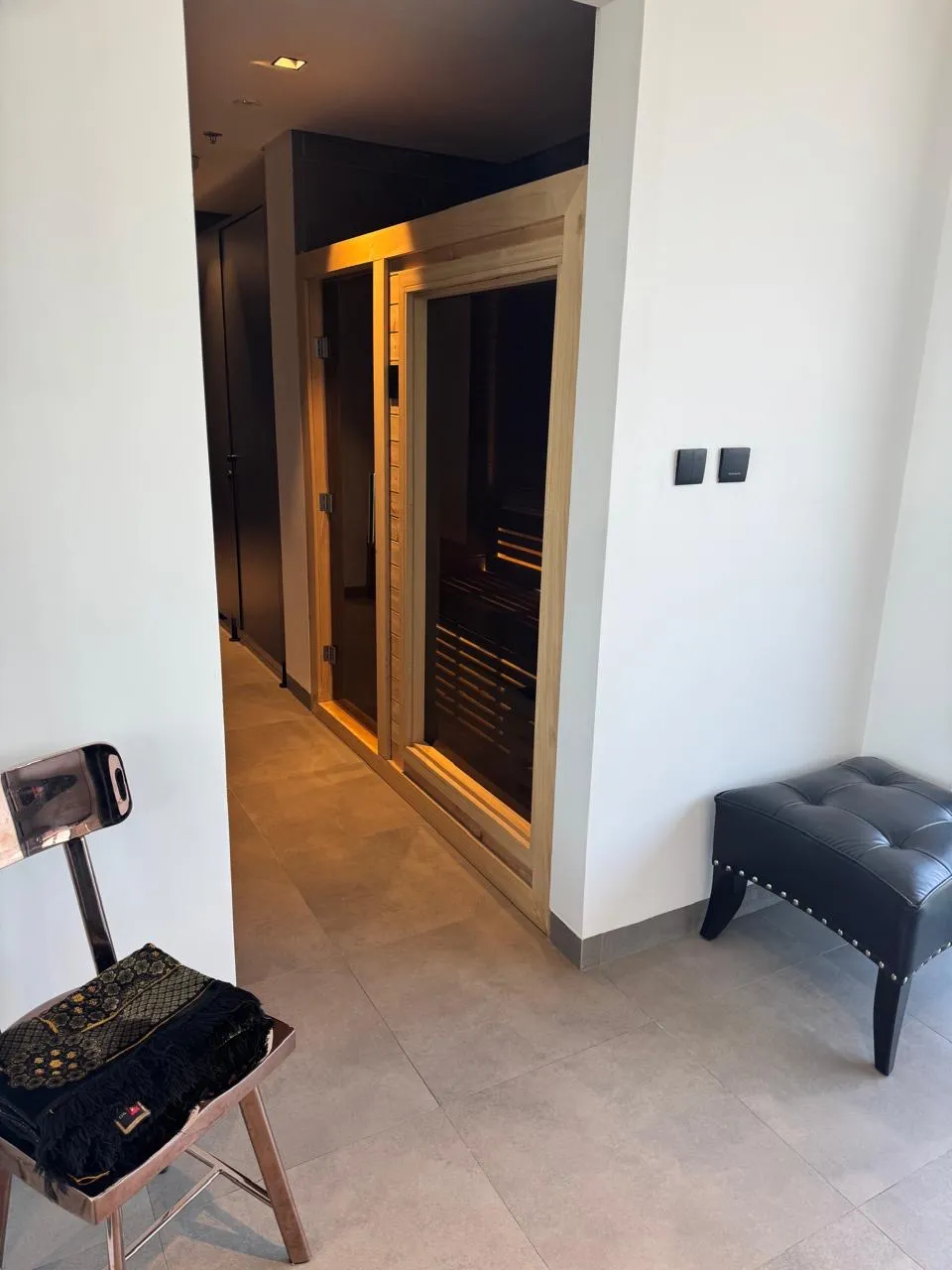 Corridor leading to the sauna